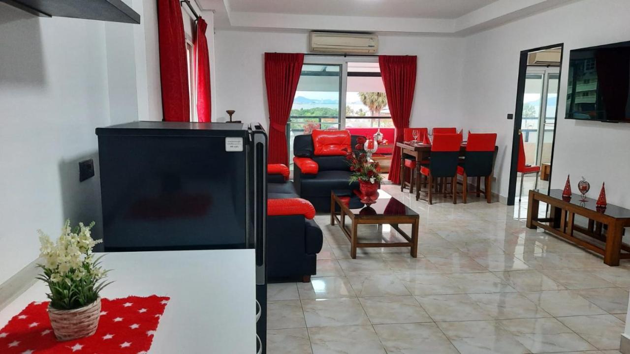 Happy Beach Jomtien Guesthouse Exterior photo